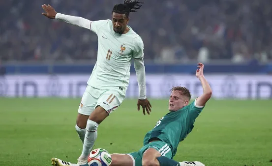 Michael Olise, le nouveau patron des Bleus ? Son triplé contre l’Irlande du Nord change tout